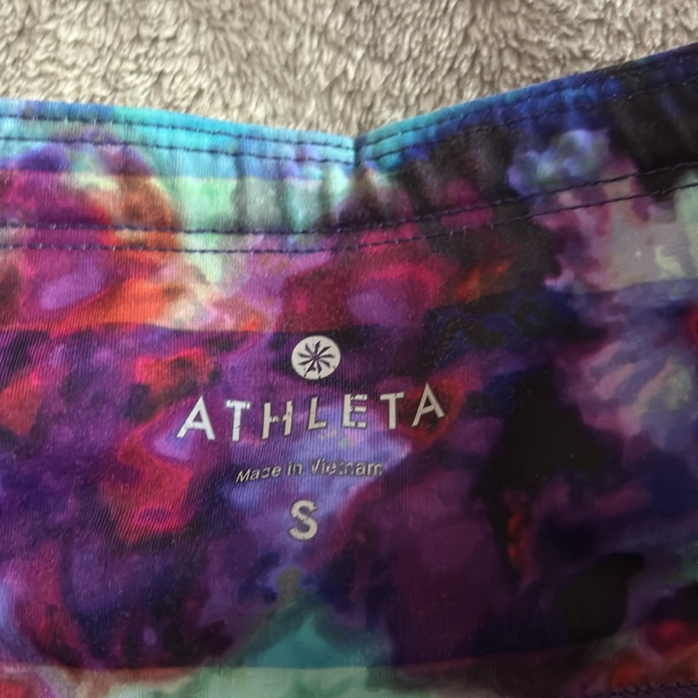 Athleta Floral Watercolor Leggings in Teal, Purple, Blue - Picture 6 of 7